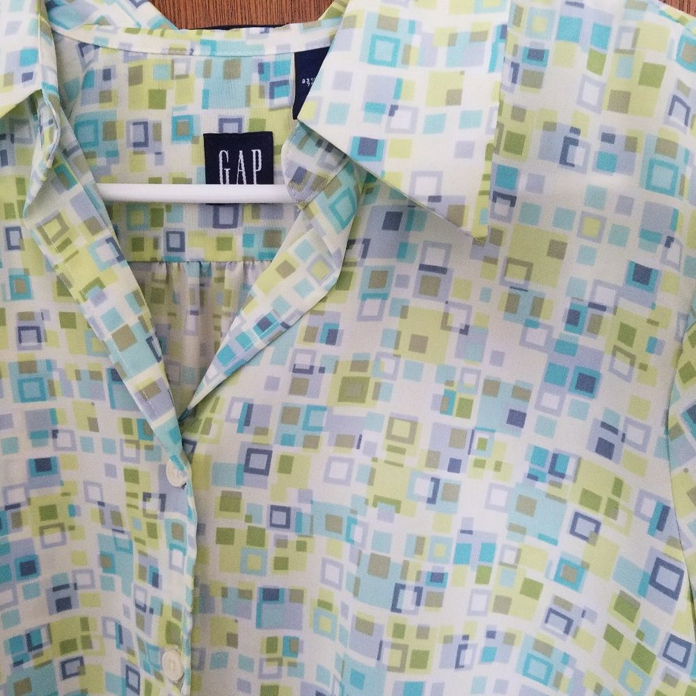 Gap Geometric Button-down Blouse